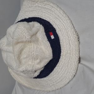 Tommy Hilfiger Bucket Hat